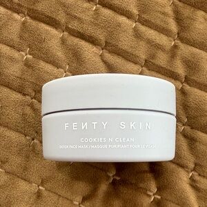 Fenty Skin  Detox Face Mask